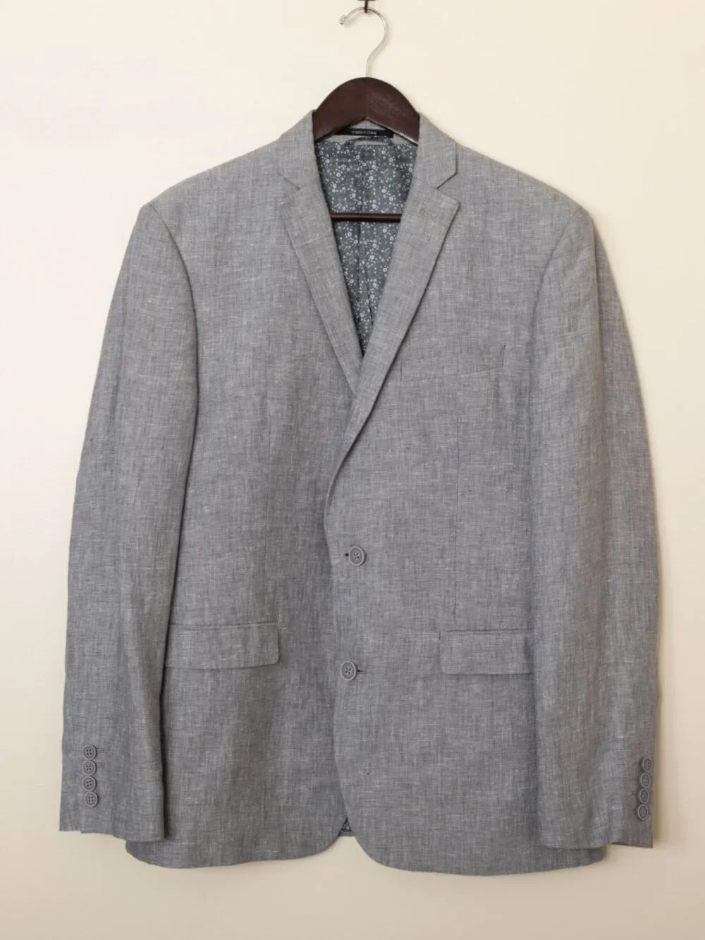 Men's Bar III Slim Fit Gray 100% Linen 2-Piece Suit Size 40R Floral Lining